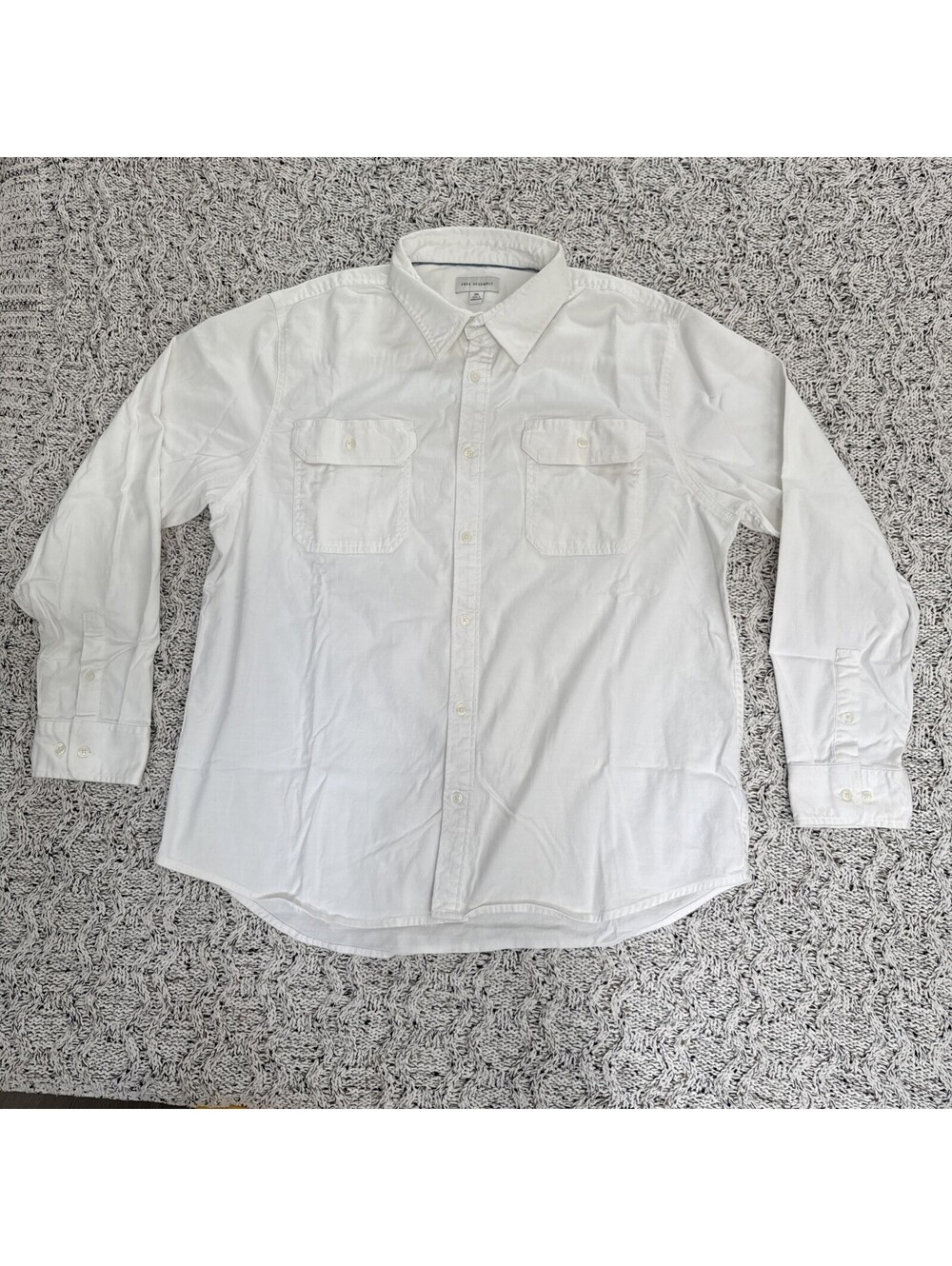 Free Assembly Men's 2Pocket Woven ButtonUp Shirt Size 2XL White Casual Long Slee